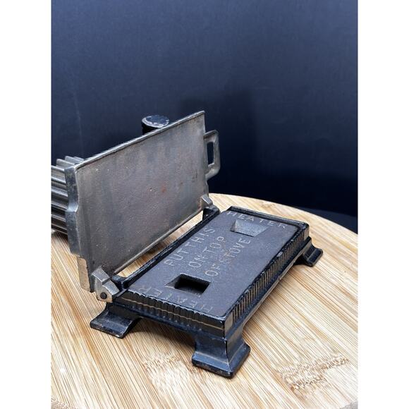 Antique 1880 Fluting Iron Laundry /Fluter/Crimper/Pleater Pressing Iron - Picture 7 of 16